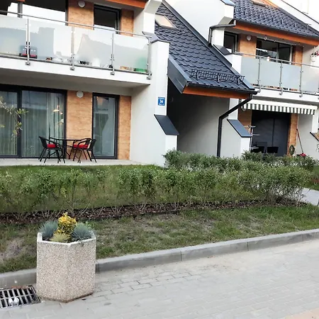 Na Mierzei Wislanej Nad Morzem Jantar
